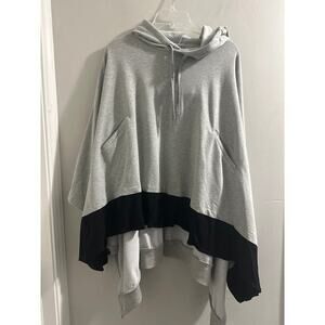 ‼️Do Everything in love‎ Gray hooded poncho one size